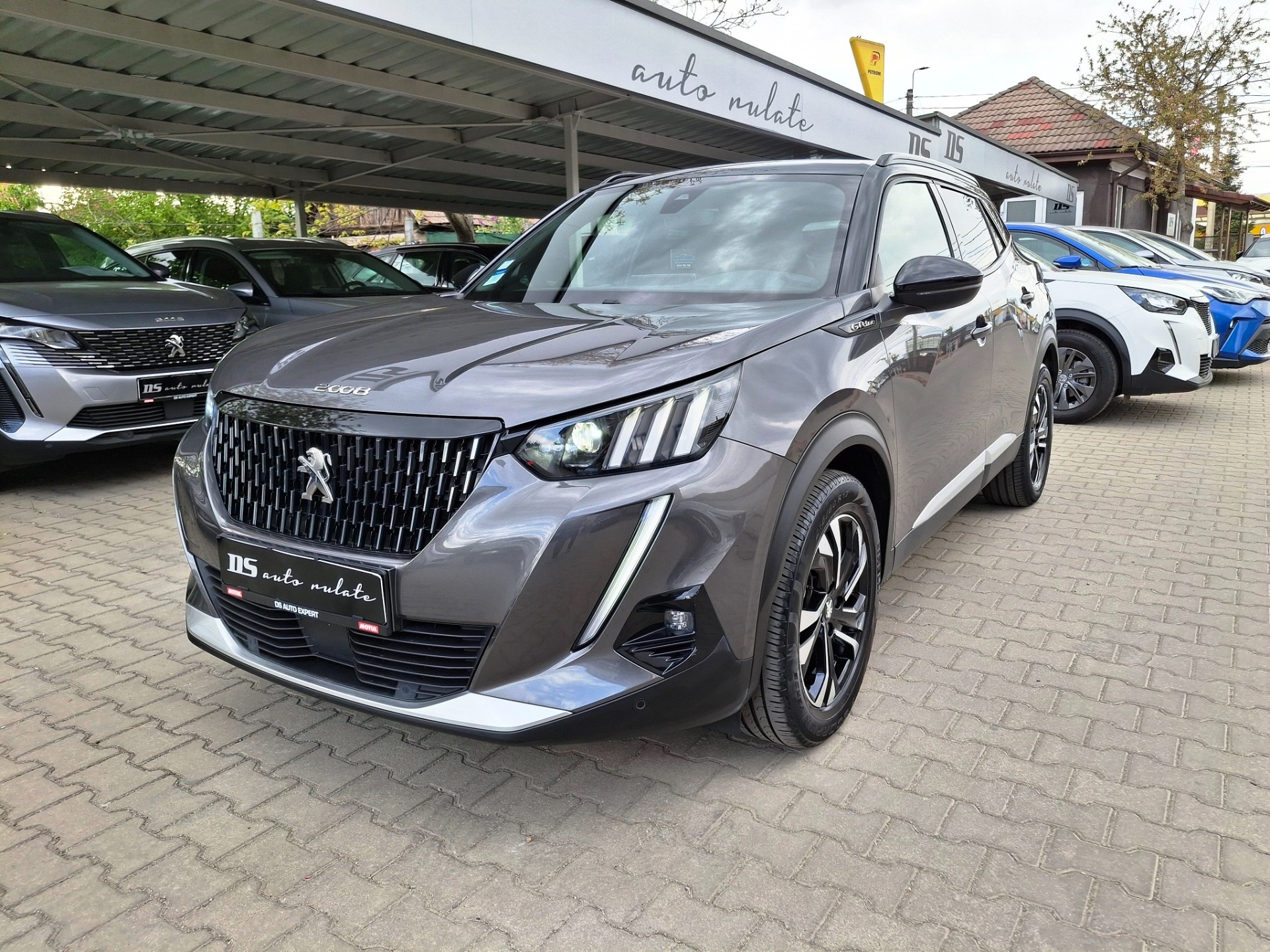 PEUGEOT 2008 - GT - 1.2i 130cp 8AT – 82.446km - 14.390 €