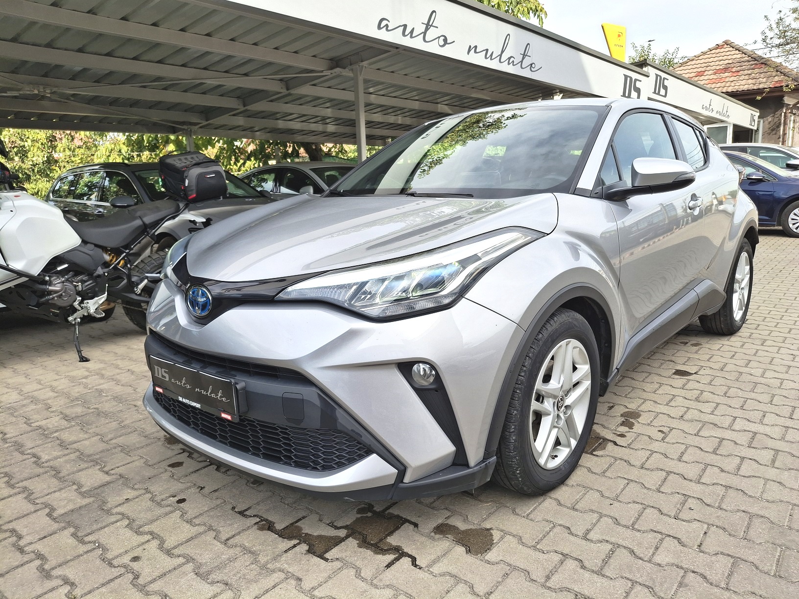 TOYOTA C-HR – 1.8 Hybrid e-CVT 122CP – 35.295 km - 21.390 €